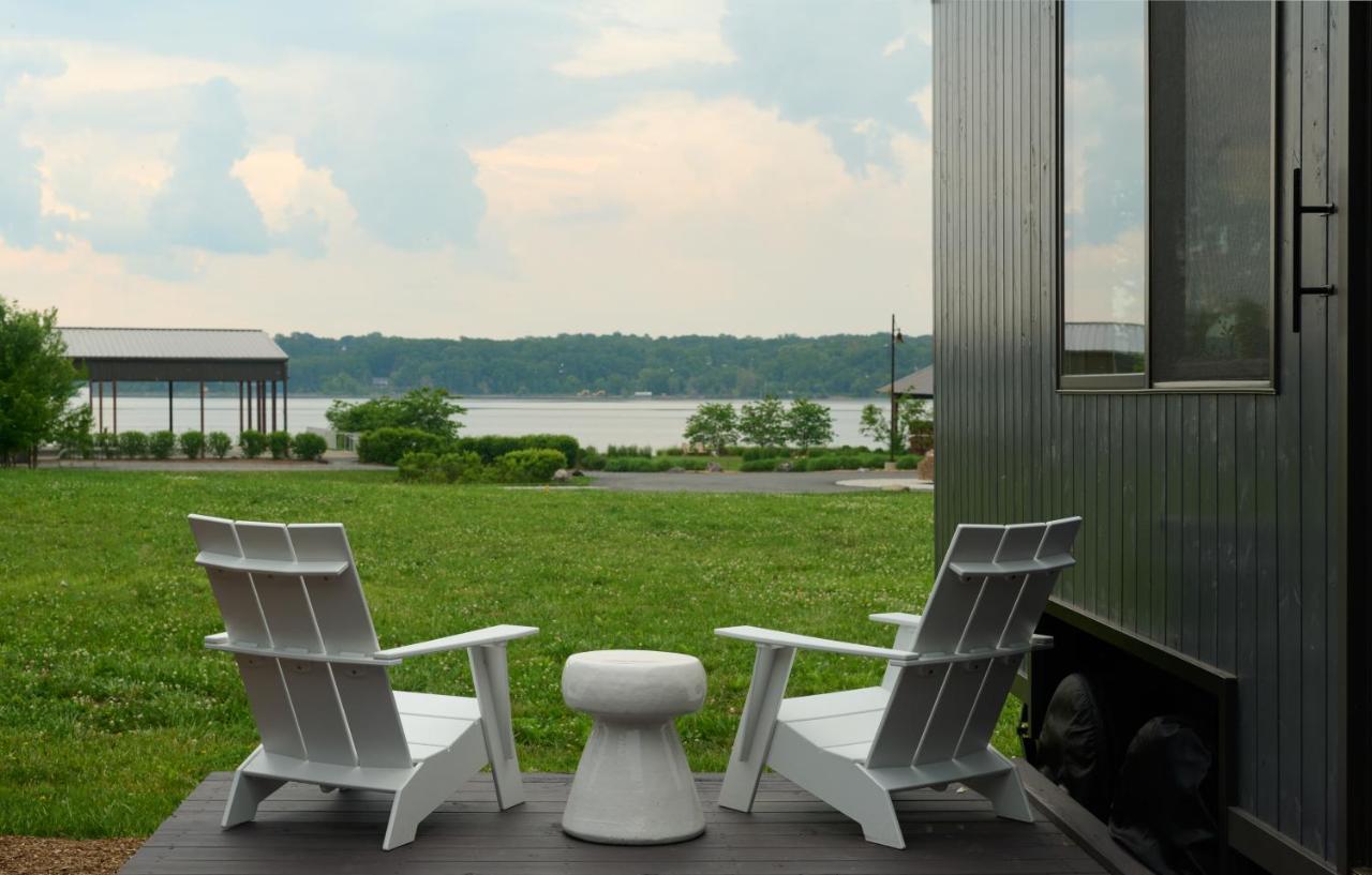 Hutton Brickyards Riverfront Hotel & Venue Kingston Exteriör bild