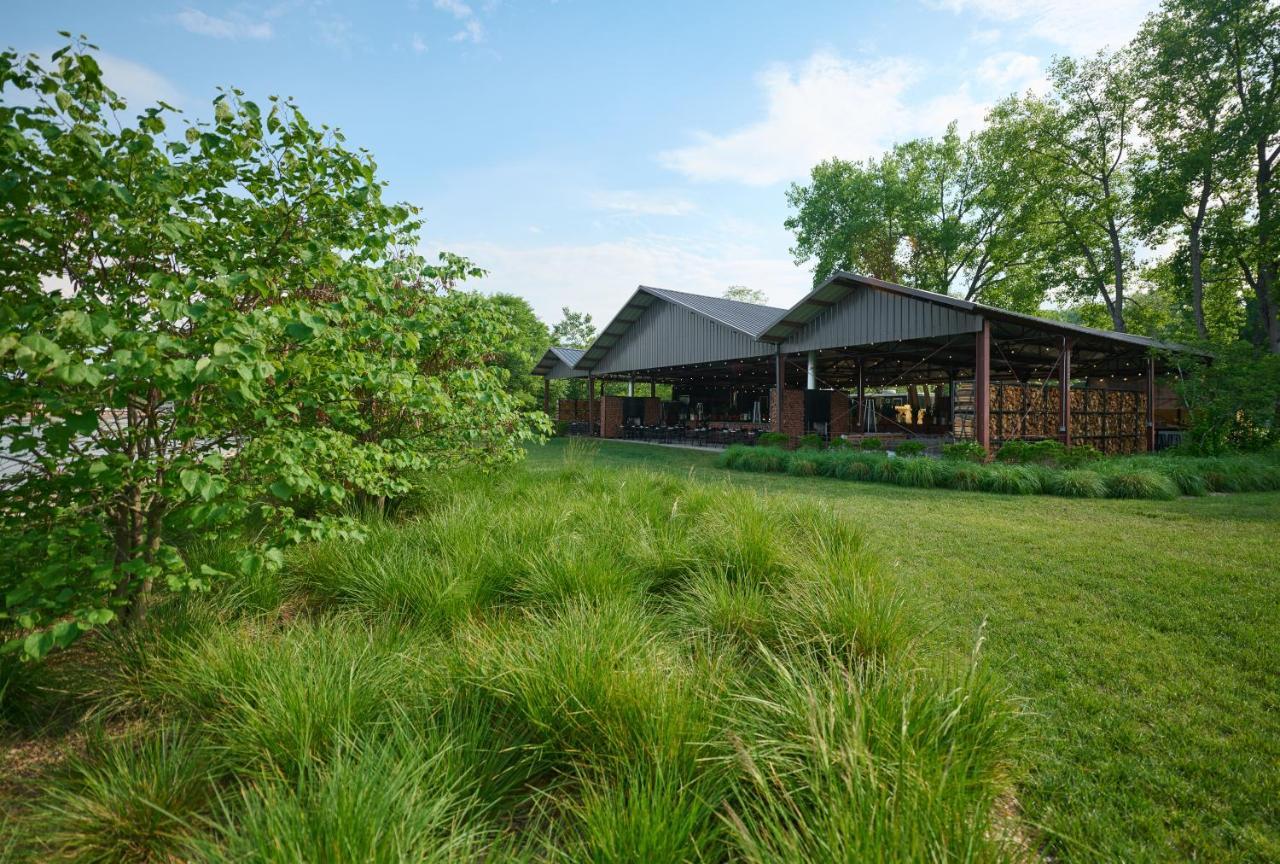 Hutton Brickyards Riverfront Hotel & Venue Kingston Exteriör bild